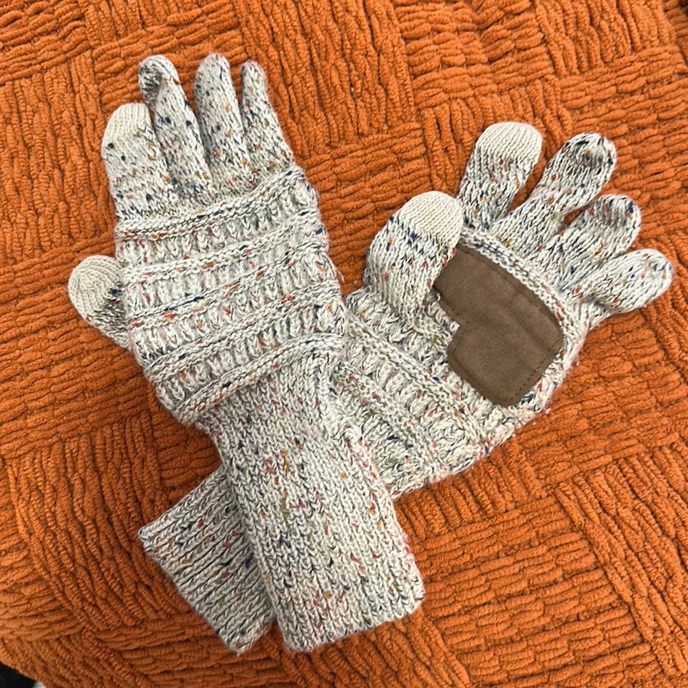 Multicolor knit gloves